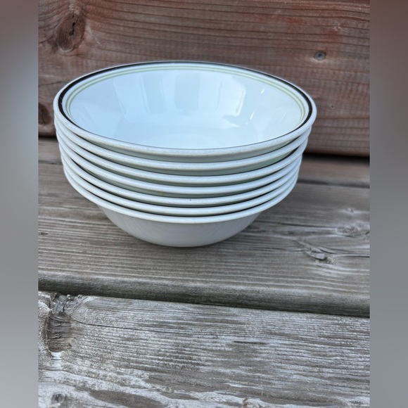 Lot of 7 pieces Corelle Bowls Black Orchid ! Really good condition ! - Picture 1 of 5